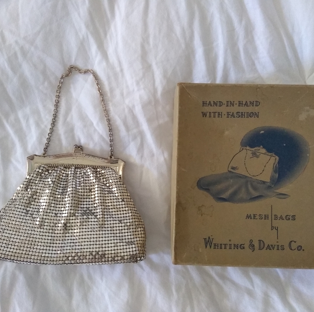 Hand in Hand With Fashion Mesh Bag